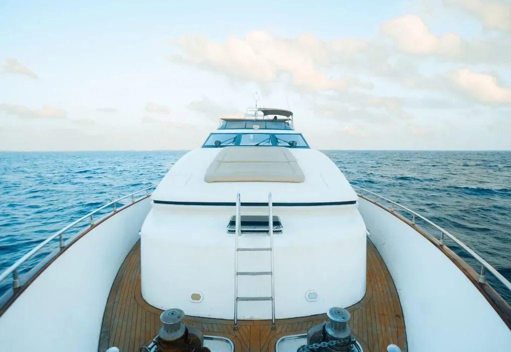 Azimut 100 “ — photo 4