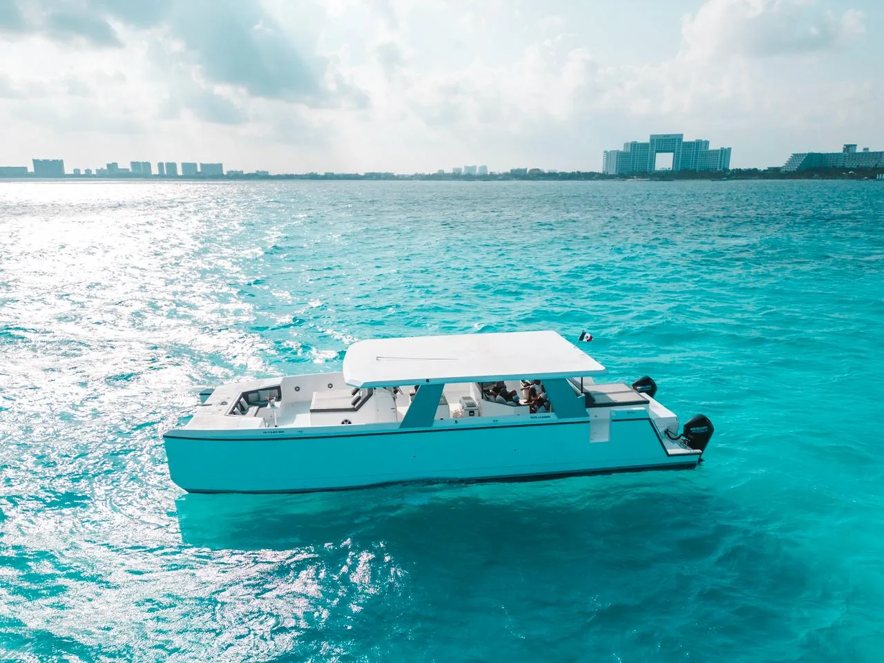 Luxury catamaran 50FT — photo 1